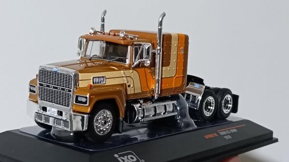 Ford LTL 9099