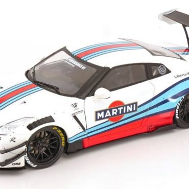 Nissan GT-R (R35) Liberty Walk Bodykit Type 2.0 2024 Martini